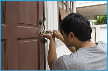 Lock Locksmith Services Louisville, KY 502-496-0430 - 16-emergency-locksmith-opening