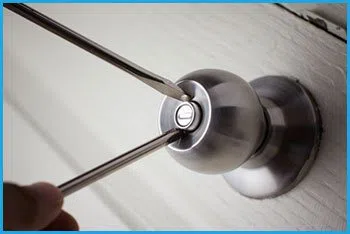 Lock Locksmith Services Louisville, KY 502-496-0430 - 8-unlock-service